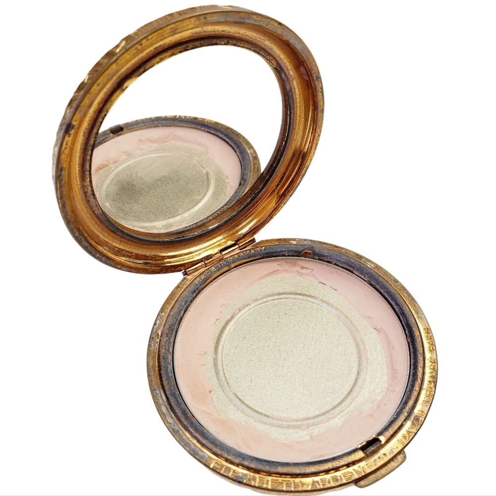 Vintage 50s - 60s Elizabeth Arden Basketweave Powder Compact